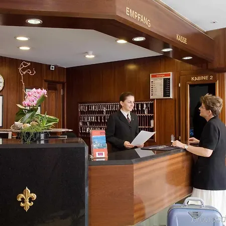 Mercure Stoller 4*